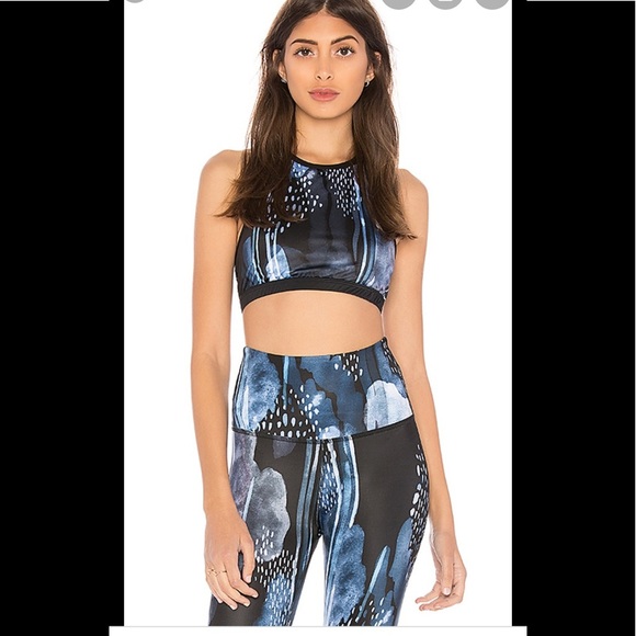 Beyond Yoga Other - NWT Beyond Yoga Raincloud sports bra sz medium